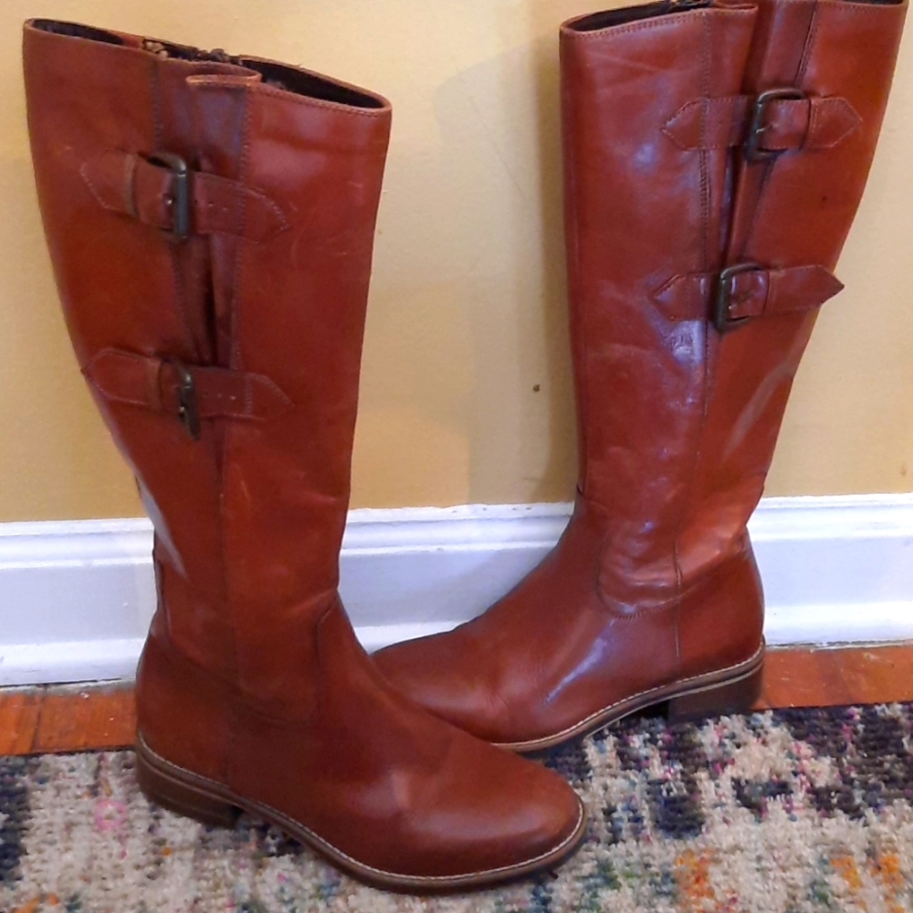 ***SOLD***Clark's Knee High boots